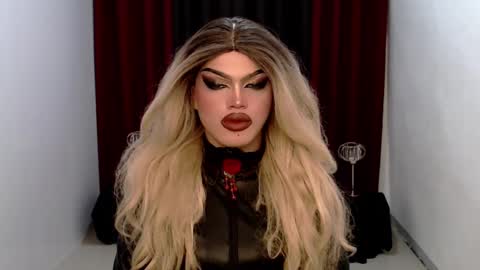 Snapshot of shanex01 chatting on 01/05/25, 11:01 Shane X online show from 01/05/25, 11:01