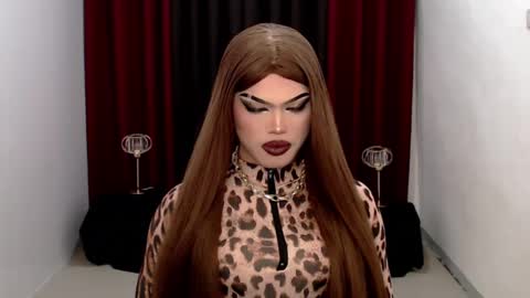 Snapshot of shanex01 chatting on 01/12/25, 04:29 Shane X online show from 01/12/25, 04:29