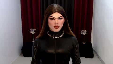 Snapshot of shanex01 chatting on 03/08/25, 10:11 Shane X online show from 03/08/25, 10:11