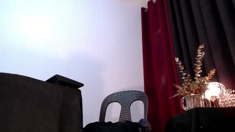 Snapshot of shanex01 chatting on 10/03/25, 07:27 Shane X online show from 10/03/25, 07:27