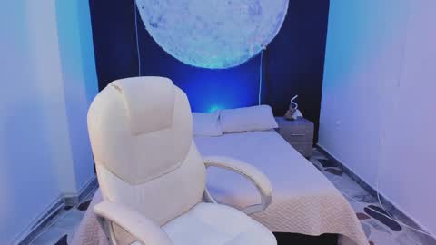 Snapshot of shaniadaniels chatting on 09/18/25, 09:06 ShaniaDaniels online show from 09/18/25, 09:06