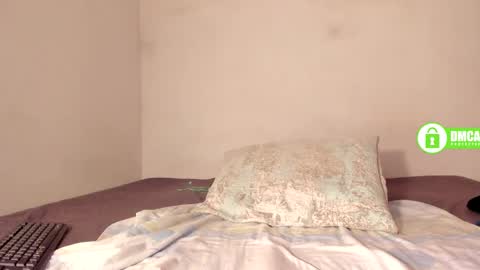 Danna online show from 03/04/25, 01:45