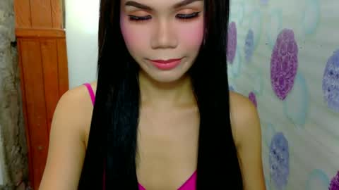 shanica_lee972385 online show from 05/24/26, 02:27