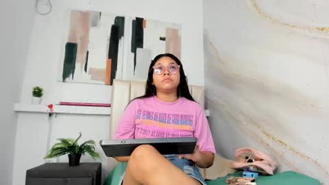 SHANON online show from 09/22/25, 12:18