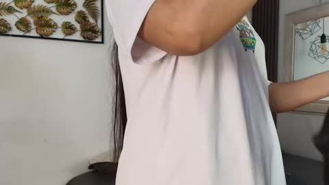 SHANON online show from 11/24/25, 12:16