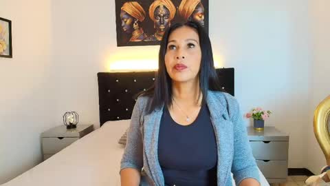  Shanon  online show from 05/20/26, 07:42