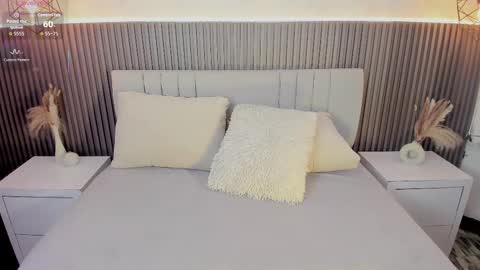 Snapshot of shanonclark chatting on 09/17/25, 07:15 SHANON online show from 09/17/25, 07:15