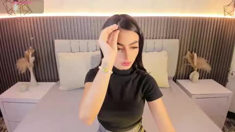 Snapshot of shanonclark chatting on 09/23/25, 07:06 SHANON online show from 09/23/25, 07:06