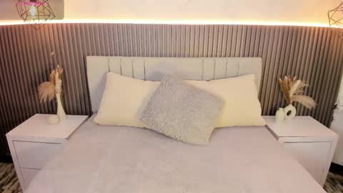 Snapshot of shanonclark chatting on 09/24/25, 07:28 SHANON online show from 09/24/25, 07:28