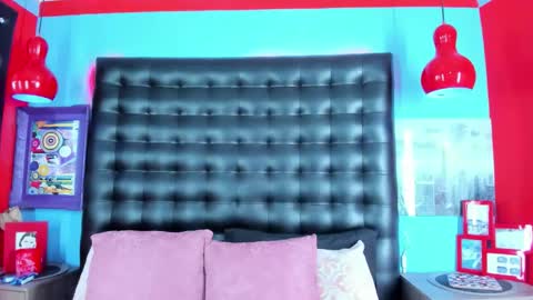 shantal_ferrer3 online show from 10/15/25, 05:02