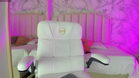 Shantal online show from 01/18/26, 11:14