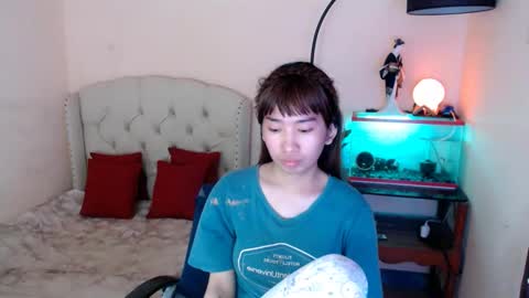 SHANTA FOX  s online show from 02/25/25, 04:57