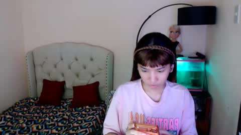 SHANTA FOX  s online show from 02/07/26, 02:15