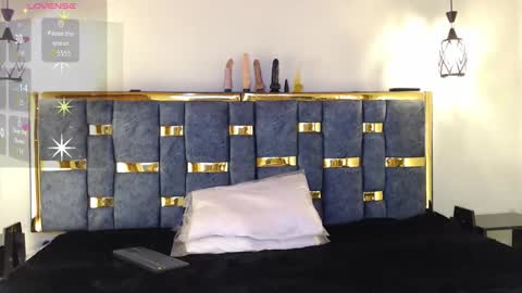 Snapshot of shantall_05 chatting on 11/07/25, 02:44 shantall 05 online show from 11/07/25, 02:44