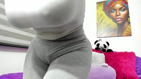 Snapshot of shantall_8 chatting on 03/09/25, 08:40 karol online show from 03/09/25, 08:40