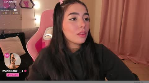 Snapshot of shantall_vidales chatting on 02/08/25, 04:25 online show from 02/08/25, 04:25