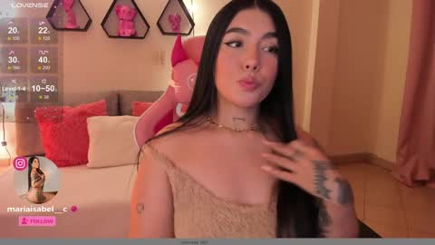 Snapshot of shantall_vidales chatting on 02/12/25, 05:37 online show from 02/12/25, 05:37