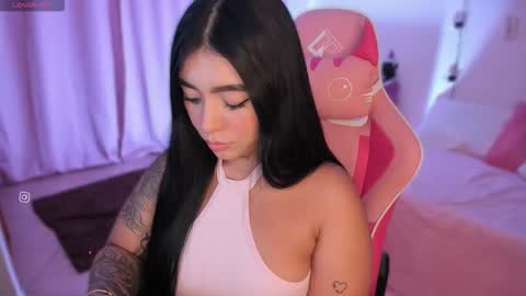 Snapshot of shantall_vidales chatting on 09/10/25, 06:57 online show from 09/10/25, 06:57