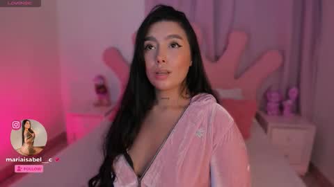 Snapshot of shantall_vidales chatting on 10/13/25, 04:01 online show from 10/13/25, 04:01