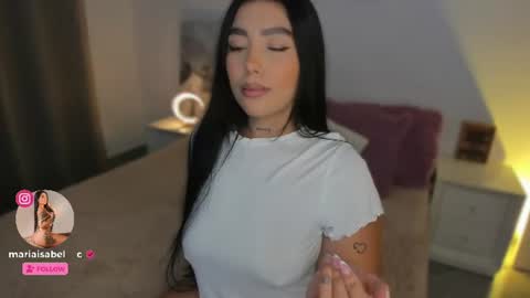 Snapshot of shantall_vidales chatting on 06/25/26, 05:23 online show from 06/25/26, 05:23