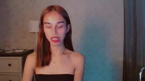 shantallfuckdoll online show from 05/20/26, 08:42