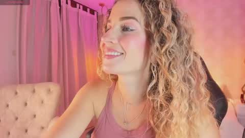 Shantal online show from 04/27/26, 12:03