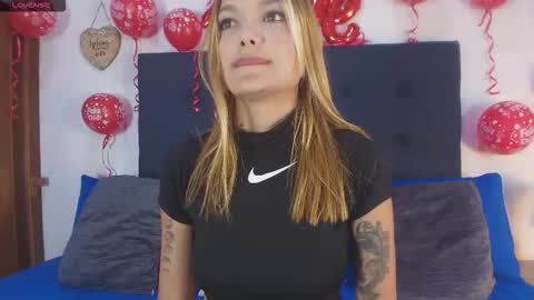 shantallvegga1 online show from 02/16/26, 12:12