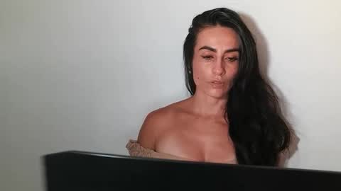 shantal online show from 02/16/26, 04:08