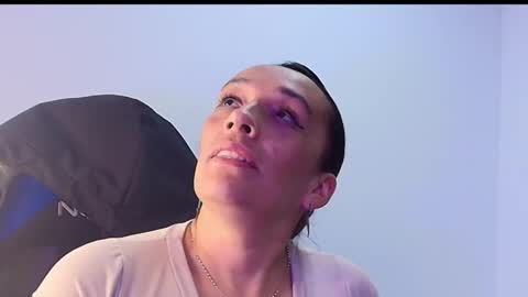 Snapshot of shantey_laurent chatting on 01/07/26, 07:38 shantey online show from 01/07/26, 07:38