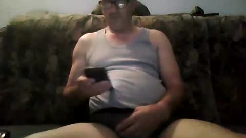 Snapshot of shaomy711 chatting on 11/18/25, 06:40 excelo21 online show from 11/18/25, 06:40