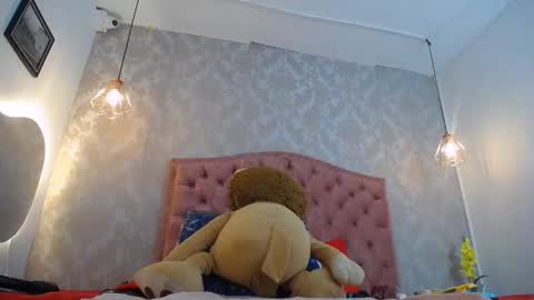 Snapshot of sharick_greco chatting on 02/08/25, 12:28 SHARICK online show from 02/08/25, 12:28