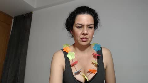 sharickleon11 online show from 10/16/25, 12:44