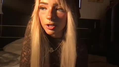 shariisweet online show from 09/18/25, 08:44