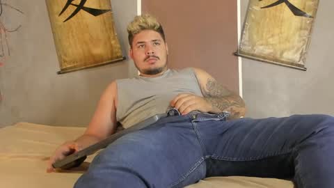 jhon deibyd online show from 12/22/24, 10:49