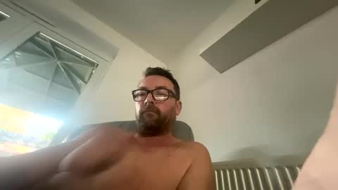 Sharksboy online show from 11/09/25, 07:39