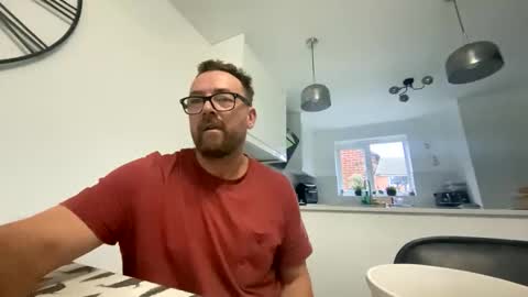 Sharksboy online show from 11/22/25, 07:51