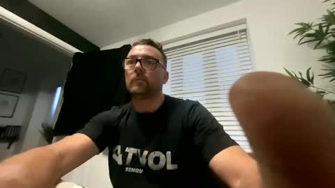 Sharksboy online show from 02/14/26, 06:54