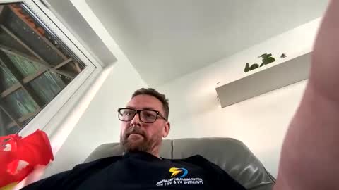 Sharksboy online show from 04/25/26, 07:22