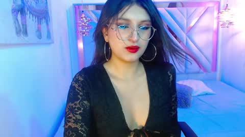 Sharllote online show from 05/28/26, 08:50