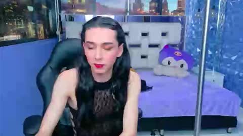 Sharlond online show from 04/10/26, 12:54