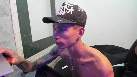 Sharlot07 online show from 02/23/25, 07:55