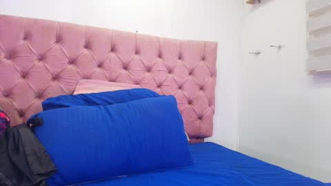 Sharlott online show from 01/13/25, 11:52