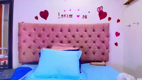 Sharlott online show from 02/25/25, 12:03