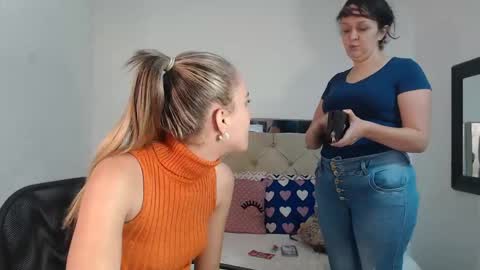 Sara online show from 02/15/25, 02:00