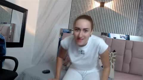 Sara online show from 01/14/26, 12:22