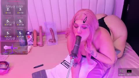 sharlotthe_bigass online show from 04/07/26, 11:59