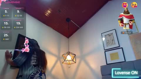 ESTEFI  online show from 04/16/26, 07:25