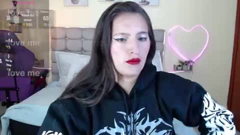 Snapshot of sharon_makelove chatting on 06/20/26, 07:16 ESTEFI online show from 06/20/26, 07:16