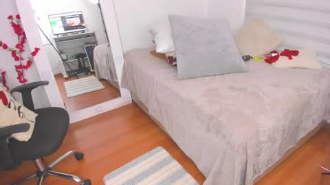 Sharon online show from 03/08/25, 05:01