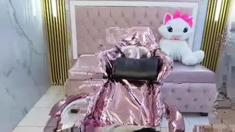 Sharyth online show from 04/17/26, 08:56